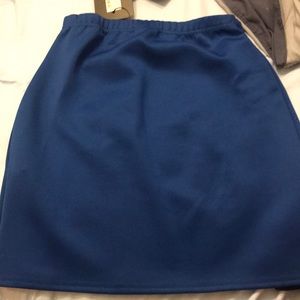 Thigh split skirt